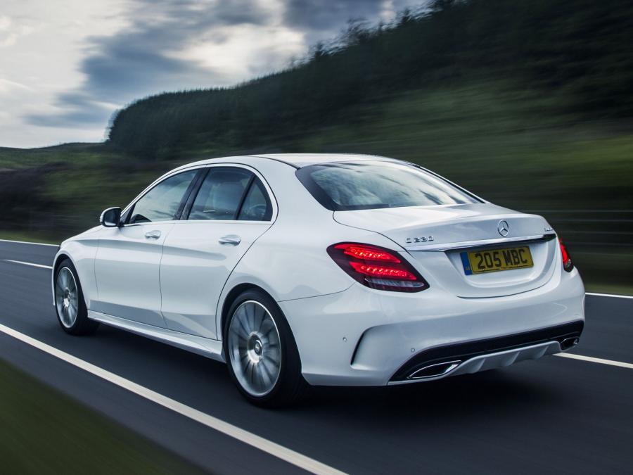  Mercedes-Benz C220 BlueTec AMG Line 2014 года  (UK) (фото 6 из 23)